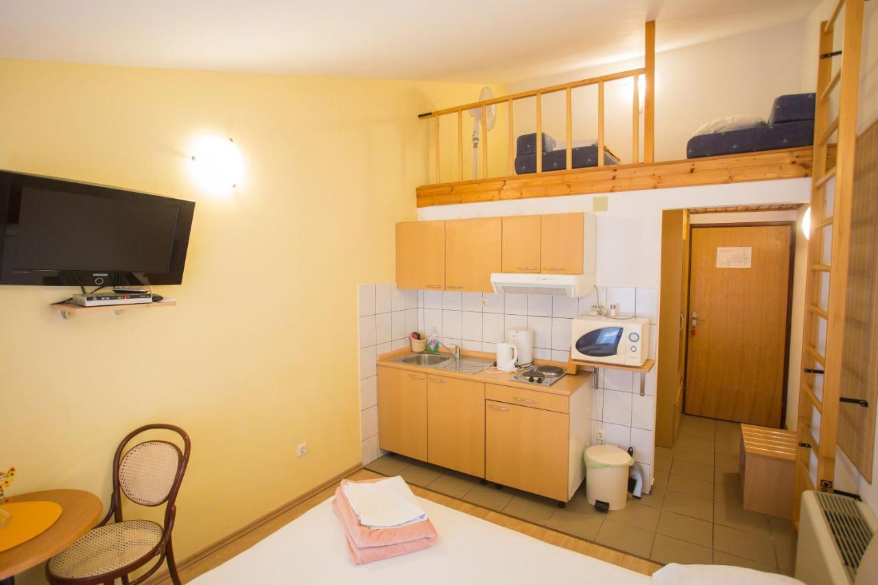 Aparthotel Pecic Градац Экстерьер фото